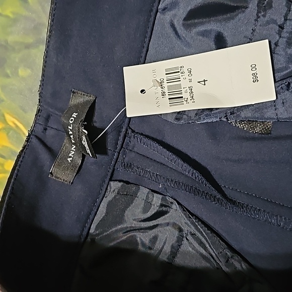 Ann Taylor Pleated Dress Pants Size 4 NWT - Picture 4 of 6